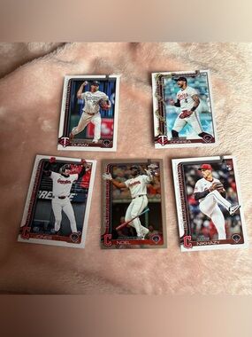 Cleveland guardians baseball cards Topps